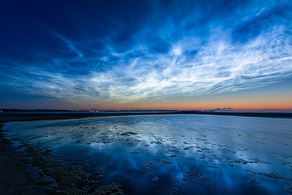 Noctilucent Clouds - Matthias Süßen via Wikimedia Commons under CC BY-SA 4.0
