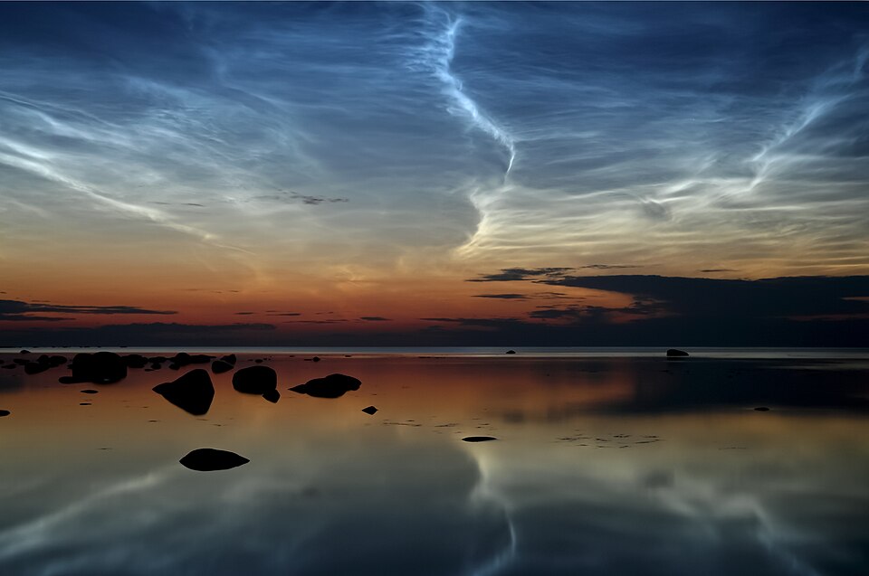 Noctilucent clouds near the northern tip of Estonia - Courtesy Ireen Trummer